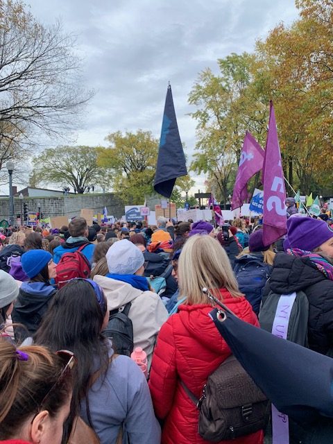 Chant de la Marche Mondiale des femmes 2025 | Droits et recours ...